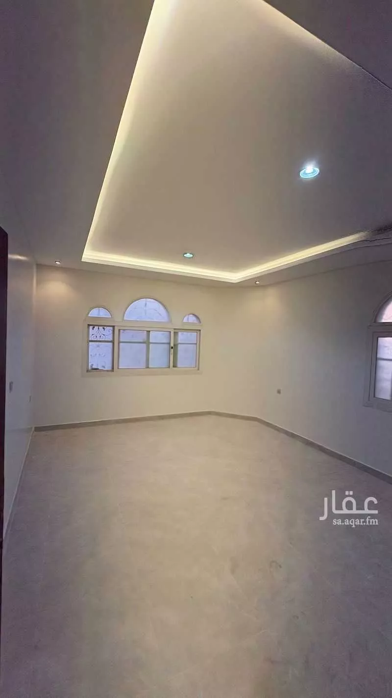 5 bedroom villa in Al Rawabi, Riyadh 15