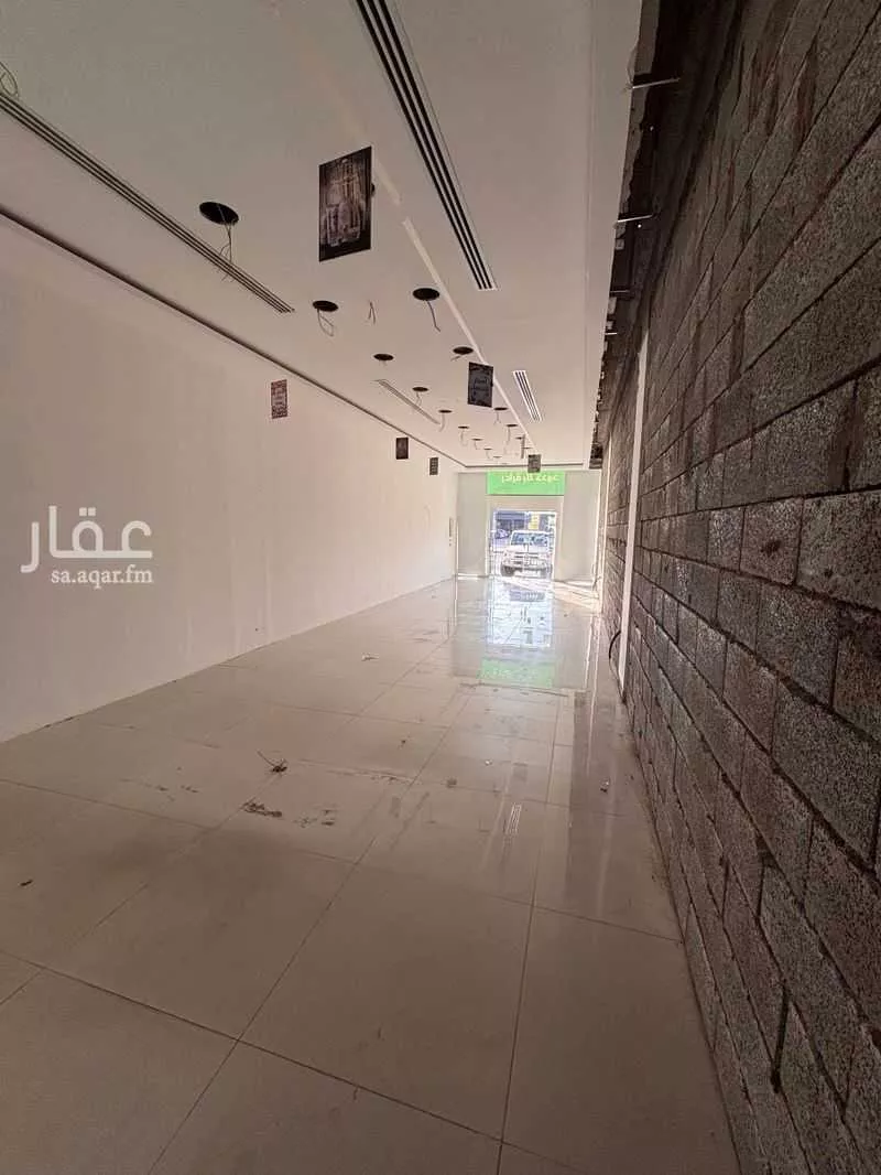 shop in Sultana, Qassim Region 3
