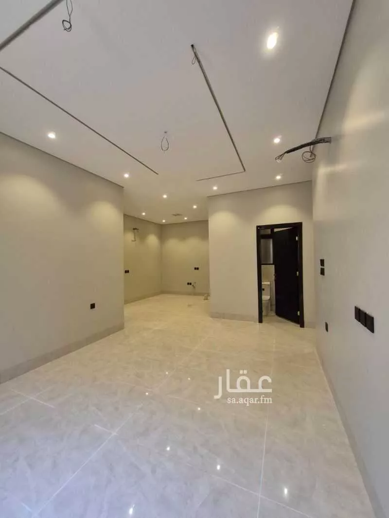 4 bedroom apartment in King Fahd, Madinah 7