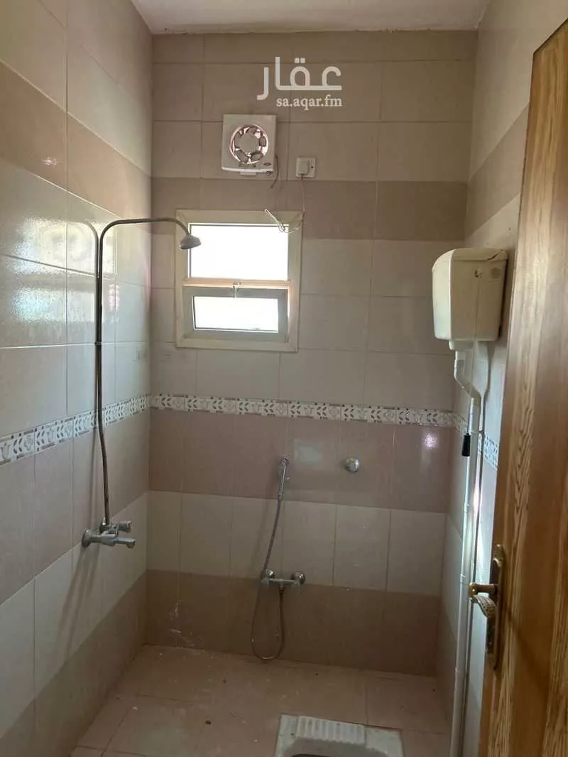 4 bedroom apartment in Al Uraija Al Gharbi, Riyadh 7