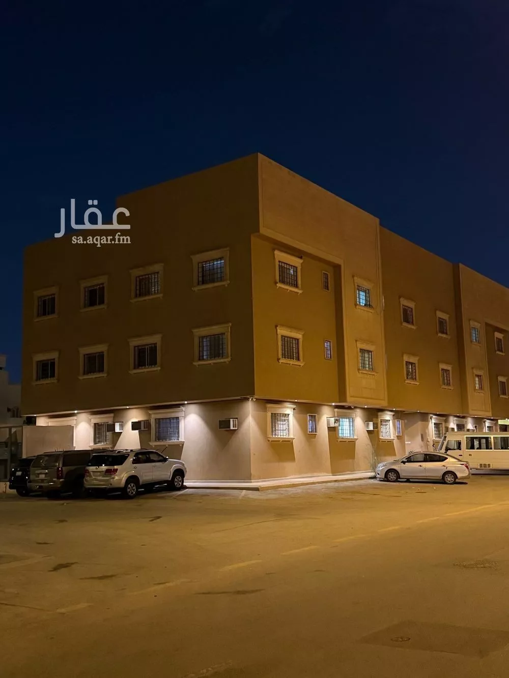 عقار 16 غرف في العريجاء الوسطى، الرياض 2