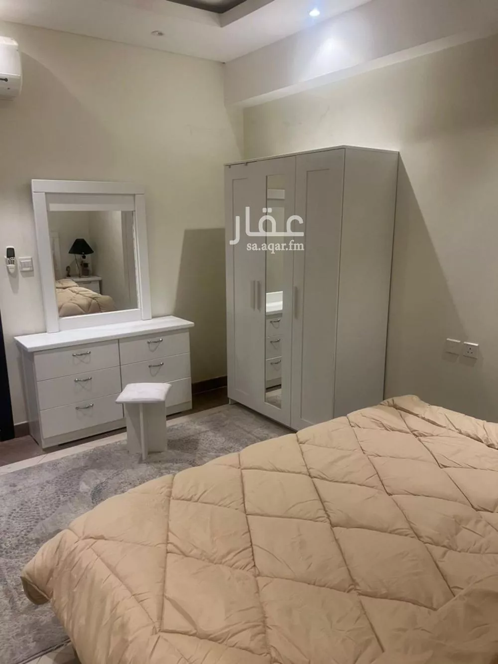 شقة 3 غرف في الملقا 11