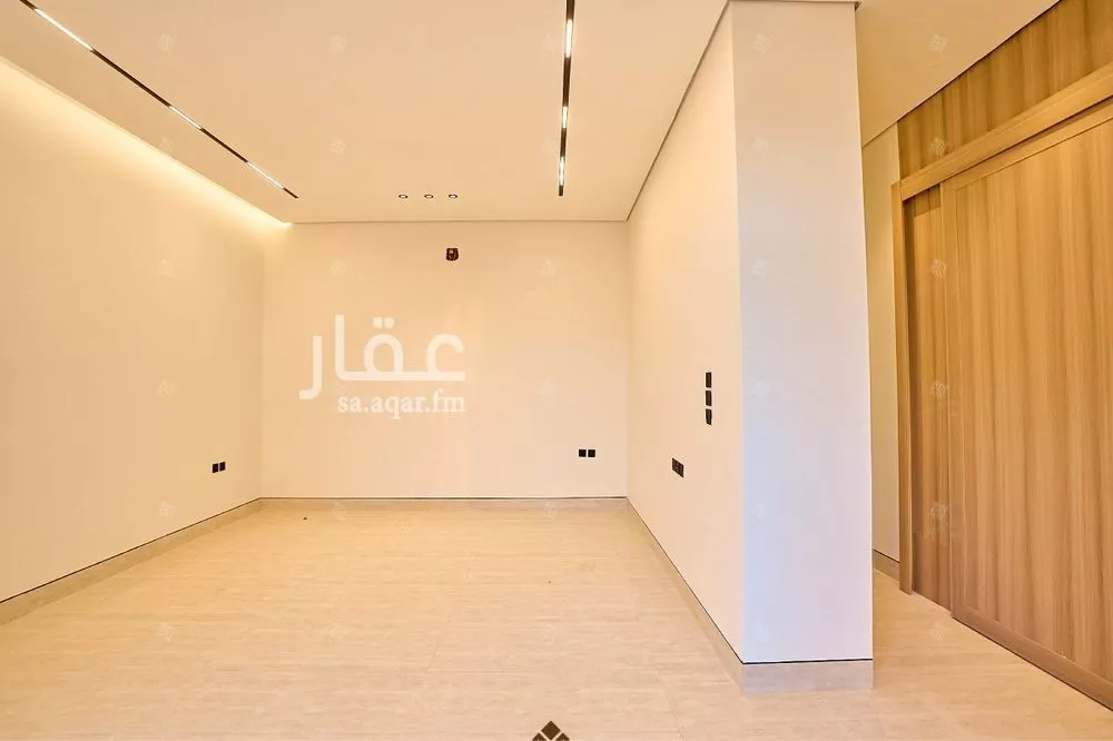 6 bedroom villa in Al Mahdiyyah 24