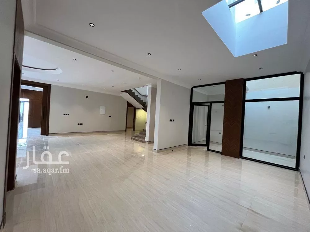 5 bedroom villa in Al Mahdiyyah 15