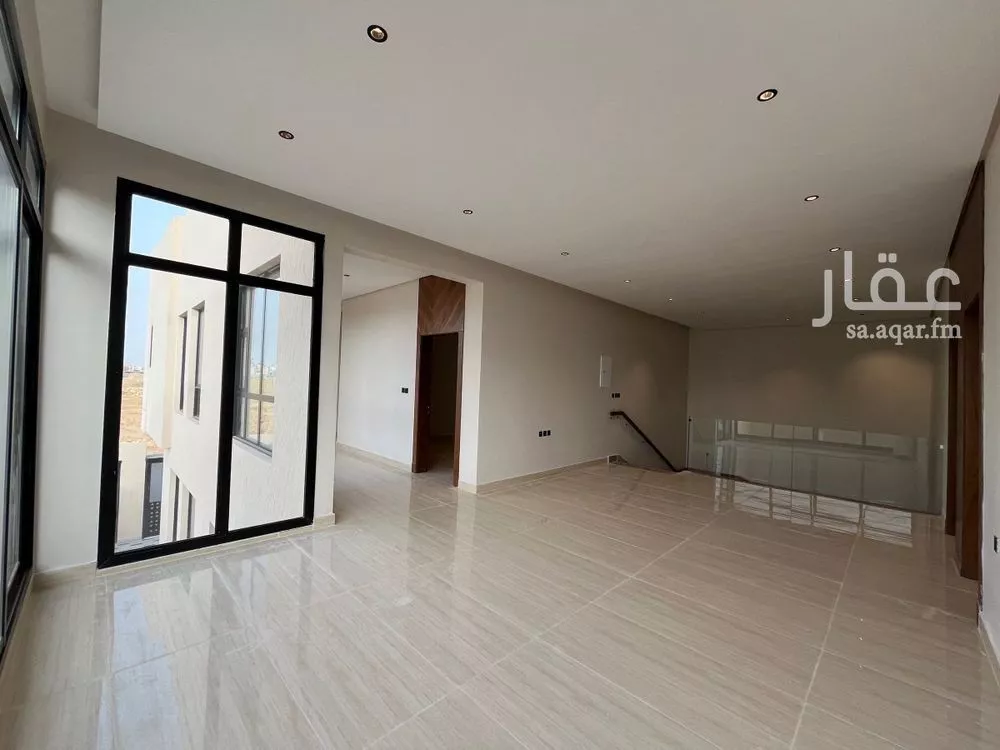 5 bedroom villa in Al Mahdiyyah 17
