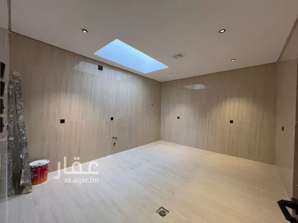 5 bedroom villa in Al Mahdiyyah 18