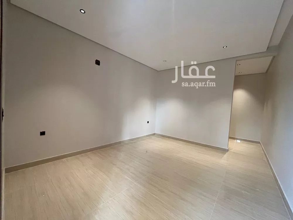 5 bedroom villa in Al Mahdiyyah 24