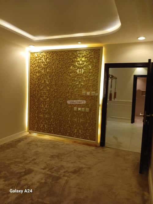 6 bedroom apartment in Dhahrat Laban 18