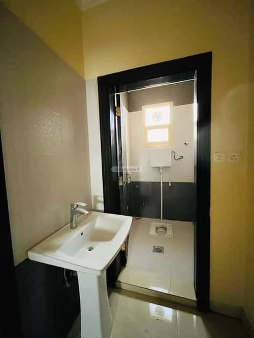 3 bedroom apartment in Al Hazm 7