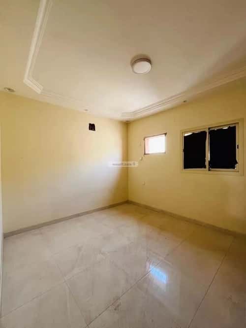 3 bedroom apartment in Al Hazm 5