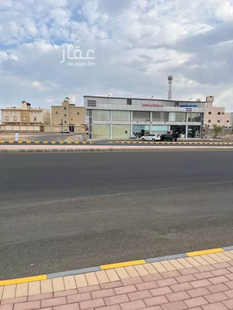 shop in Al Ranuna, Madinah