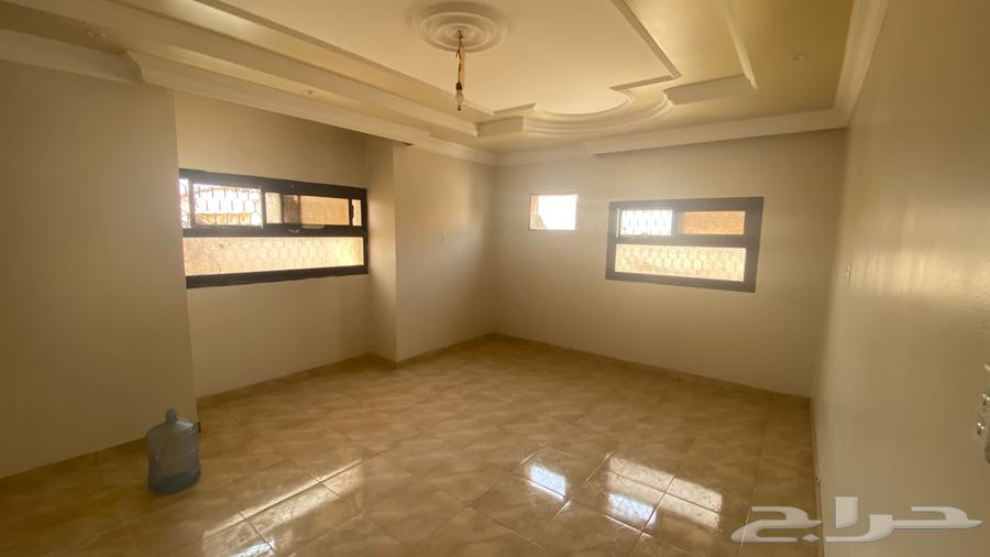4 bedroom apartment in Az Zuhur, Eastern Province 4