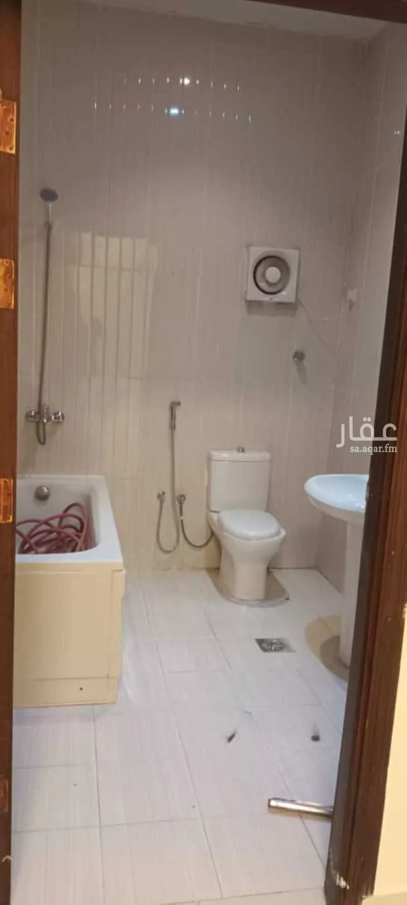 3 bedroom apartment in Al Sadd, Madinah 5