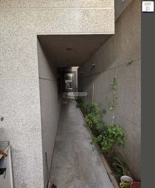 9 bedroom villa in Dhahrat Laban 4