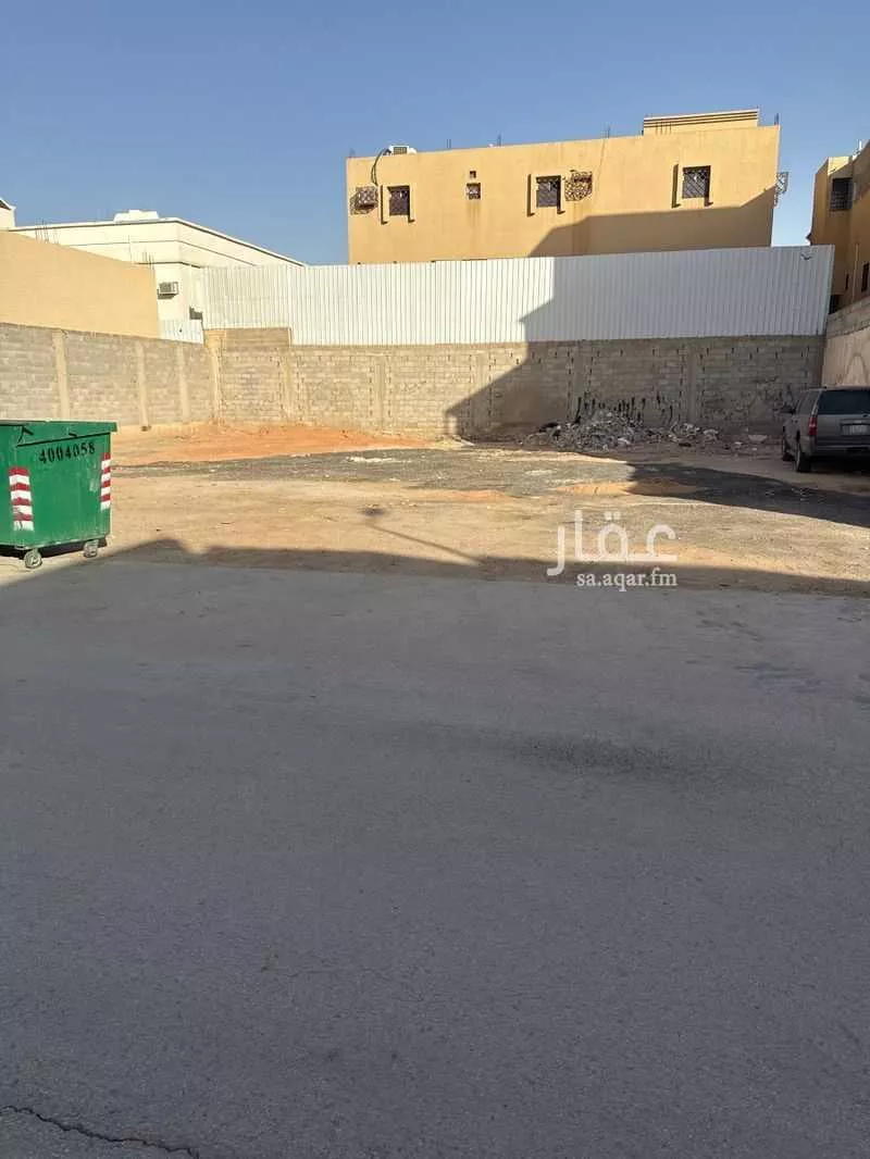 300 sqm land in An Nadhim 6