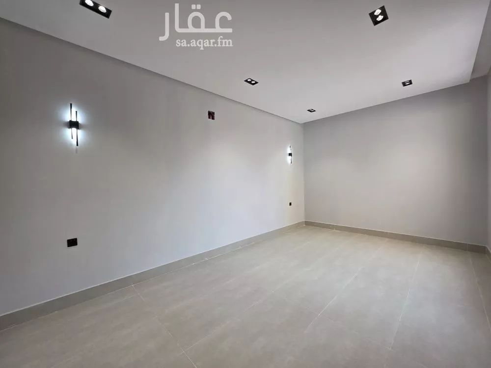 3 bedroom villa in Al Uraija Al Gharbi, Riyadh 3