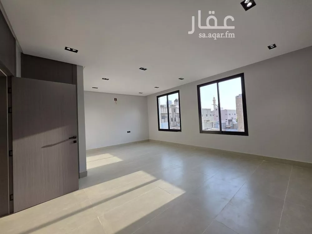 3 bedroom villa in Al Uraija Al Gharbi, Riyadh 14