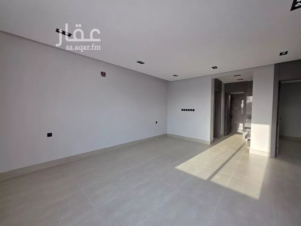 3 bedroom villa in Al Uraija Al Gharbi, Riyadh 6