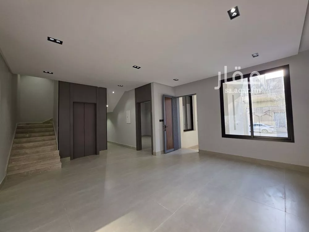 3 bedroom villa in Al Uraija Al Gharbi, Riyadh 16