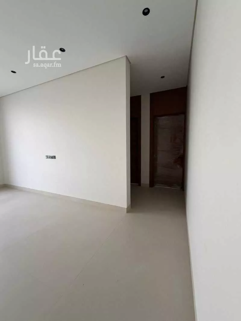 4 bedroom villa in Dahiat Namar, Riyadh 6