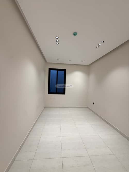 4 bedroom apartment in Dhahrat Laban 9