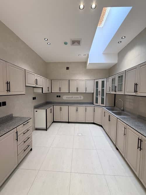 4 bedroom apartment in Dhahrat Laban 2