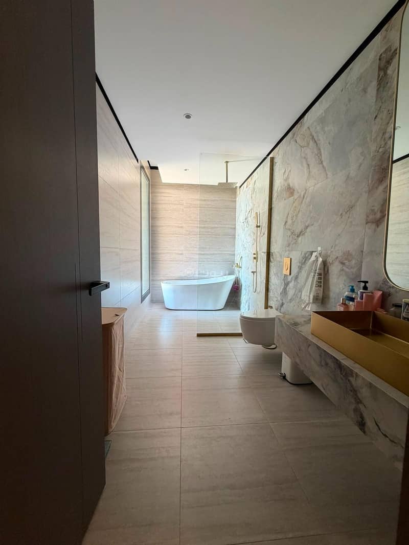 5 bedroom villa in Al Malqa, Riyadh