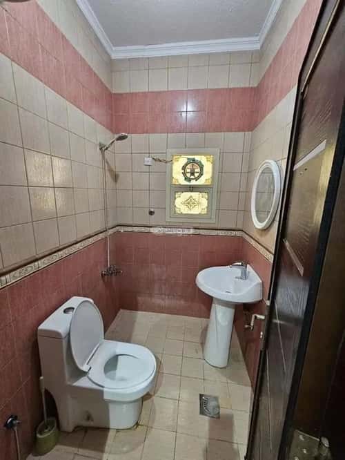 شقة 2 غرف في العقيق 4