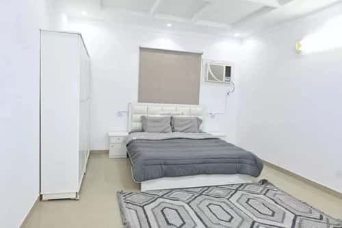 3 bedroom apartment in Al Malqa 1