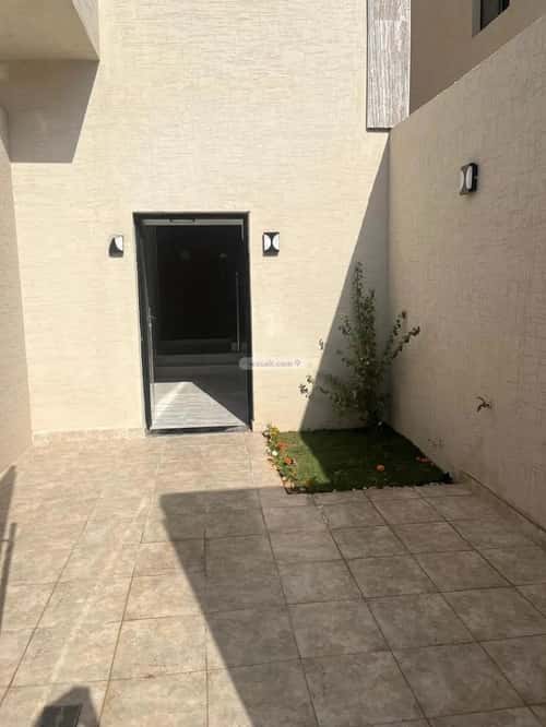 دور 4 غرف في العارض 8