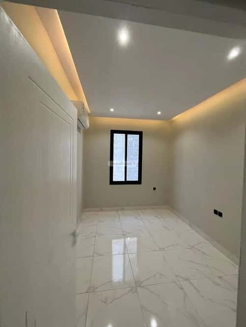 دور 4 غرف في العارض 11