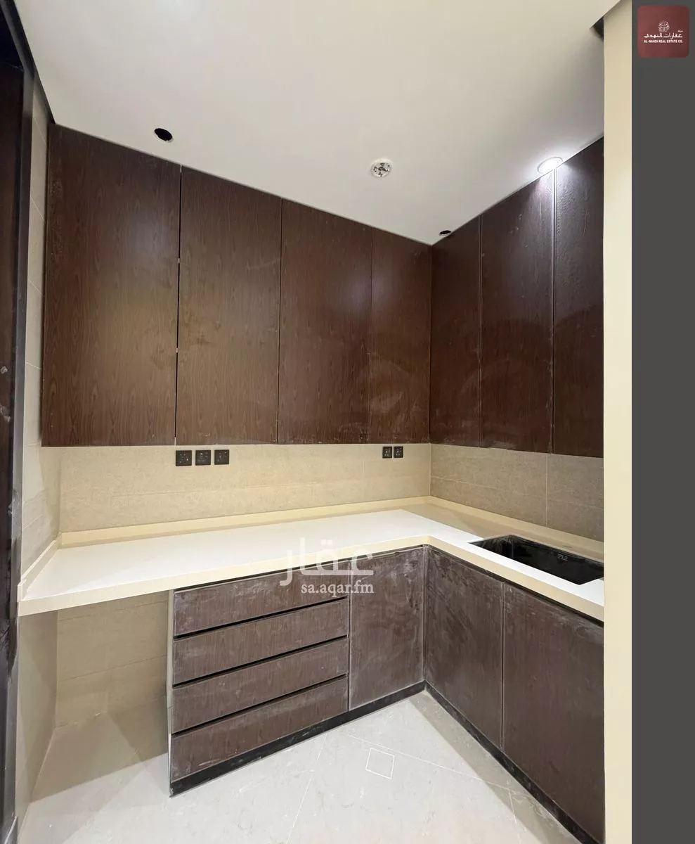 2 bedroom office in Al Aqrabiyah, Eastern Province 7