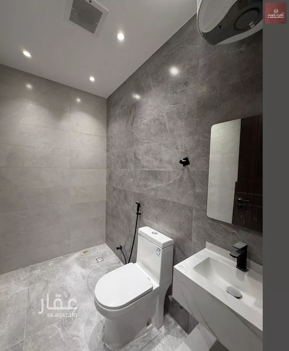 2 bedroom office in Al Aqrabiyah, Eastern Province 8