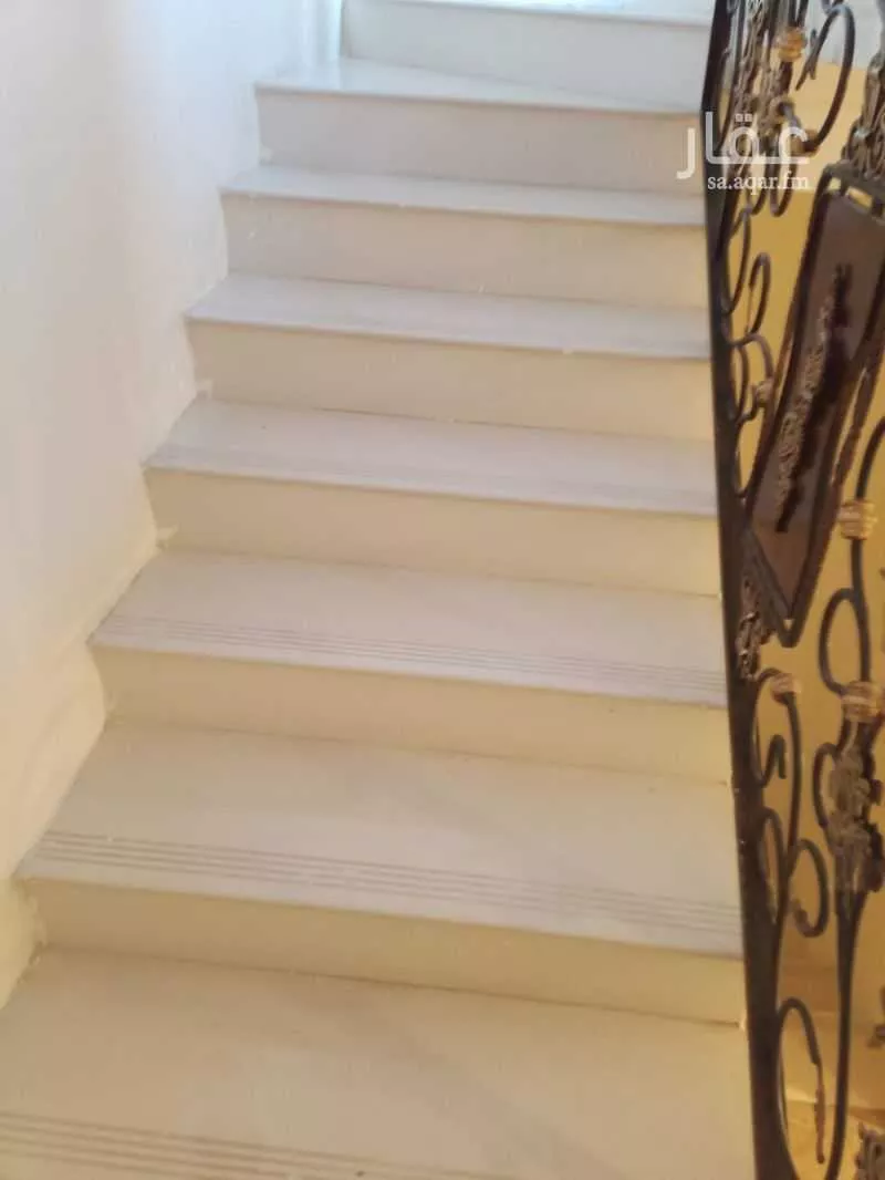 4 bedroom villa in Al Qashlah, Eastern Province 2