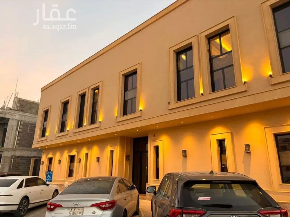 عقار 30 غرف في القادسية، الرياض 2