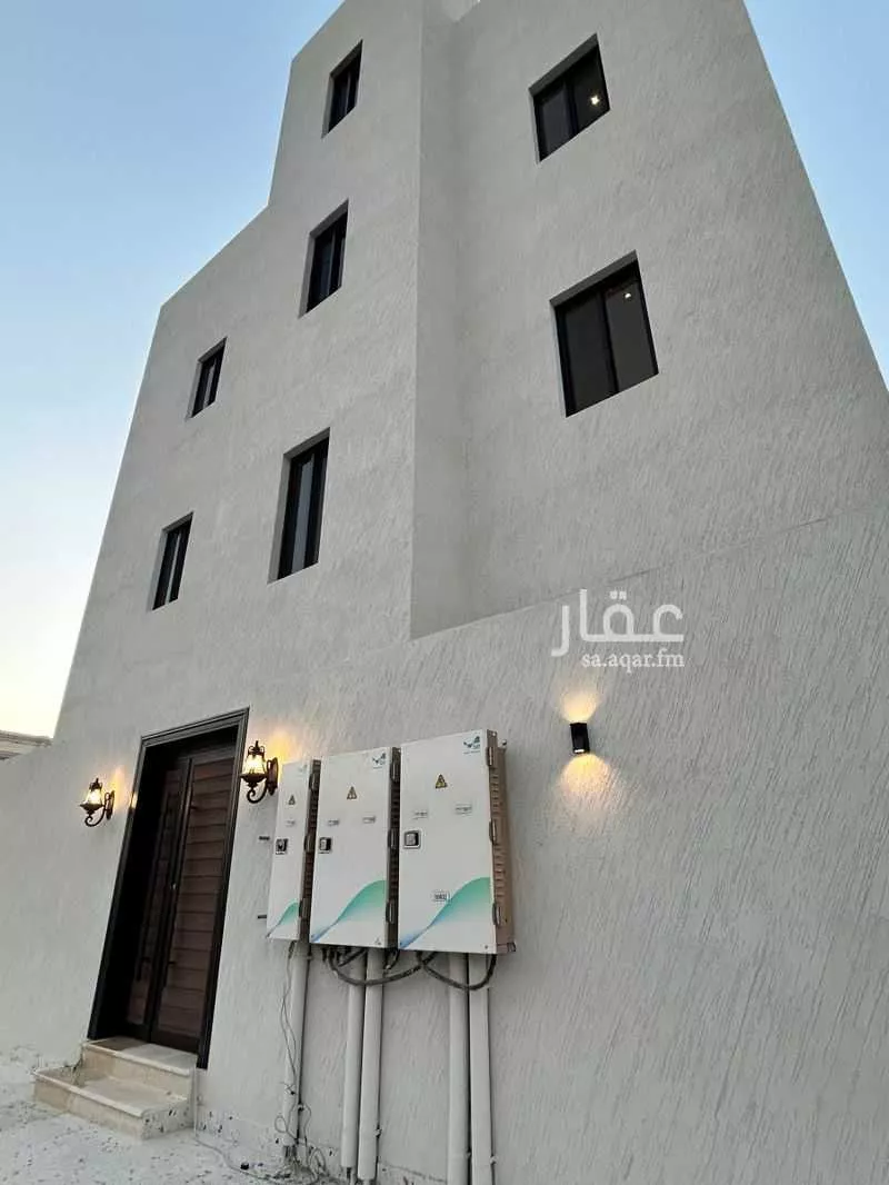 7 bedroom villa in King Fahd, Madinah 2
