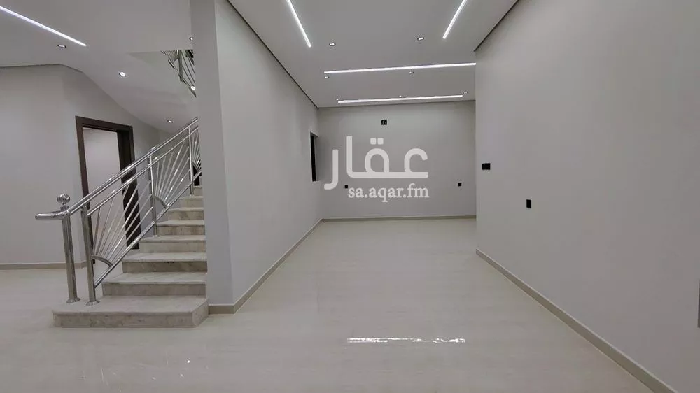 6 bedroom villa in Al Hazm 11