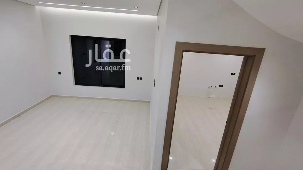 6 bedroom villa in Al Hazm 14