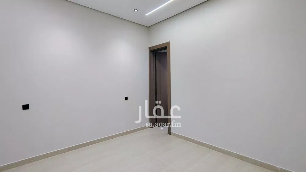 6 bedroom villa in Al Hazm 16