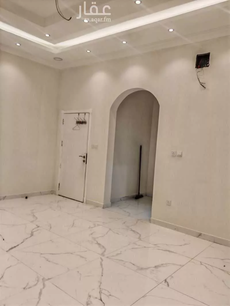4 bedroom apartment in Ash Shulah, Eastern Province 2