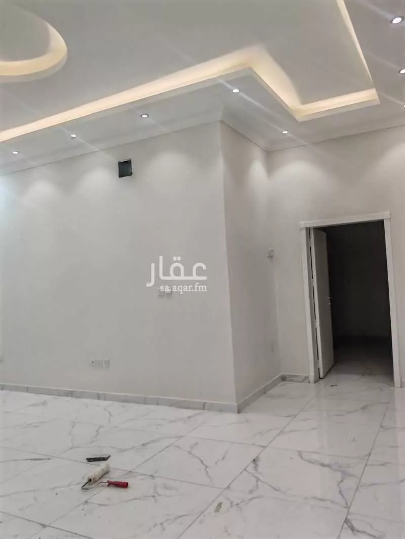 4 bedroom apartment in Ash Shulah, Eastern Province 4