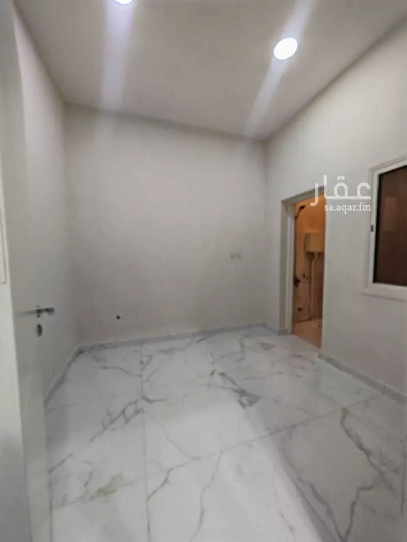 4 bedroom apartment in Ash Shulah, Eastern Province 11