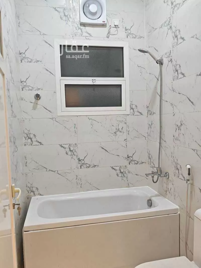 4 bedroom apartment in Ash Shulah, Eastern Province 13