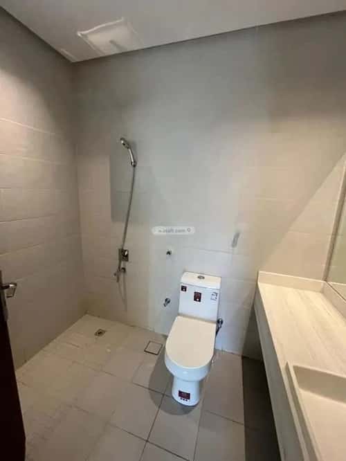 5 bedroom villa in Hittin 12