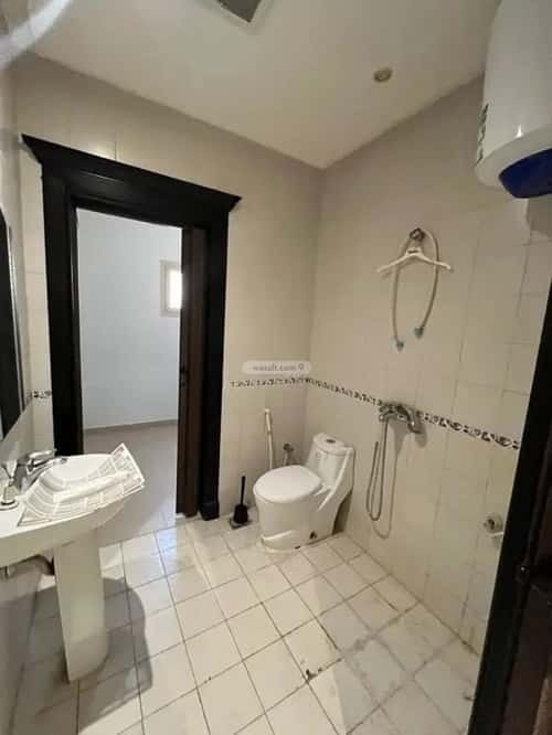 4 bedroom apartment in Al Malqa 5