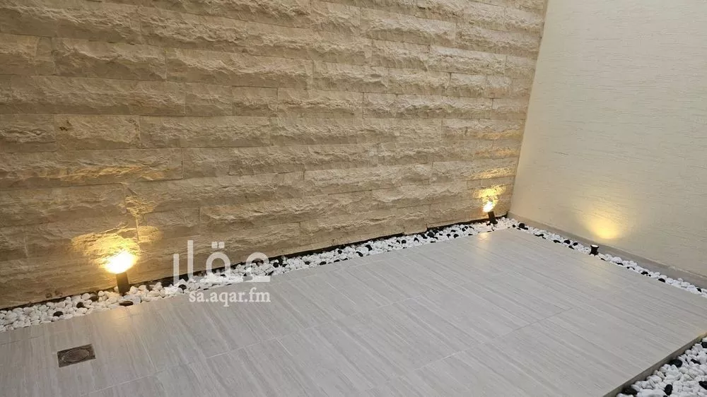 6 bedroom villa in Al Farouq 5