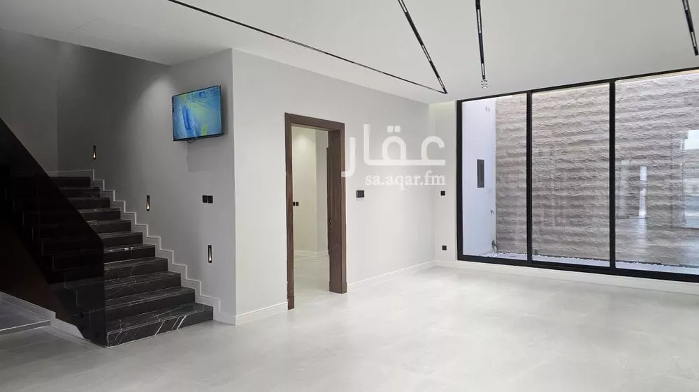 6 bedroom villa in Al Farouq 6