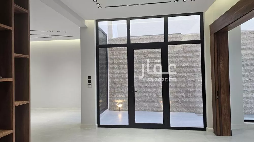 6 bedroom villa in Al Farouq 9