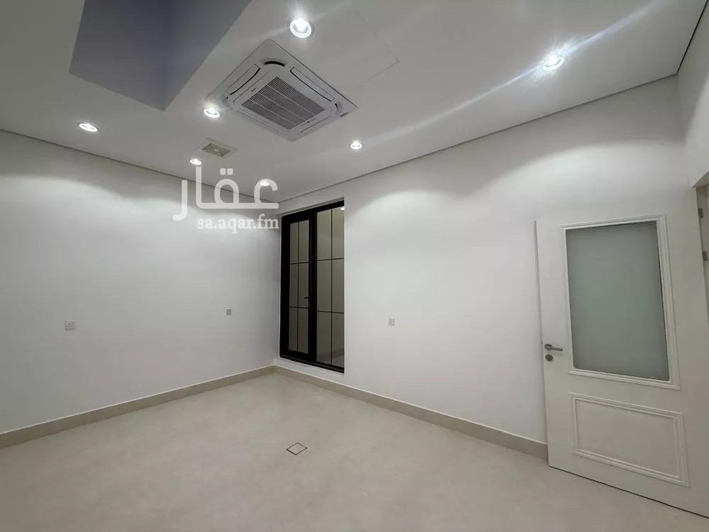 5 bedroom villa in Al Mahdiyyah 15