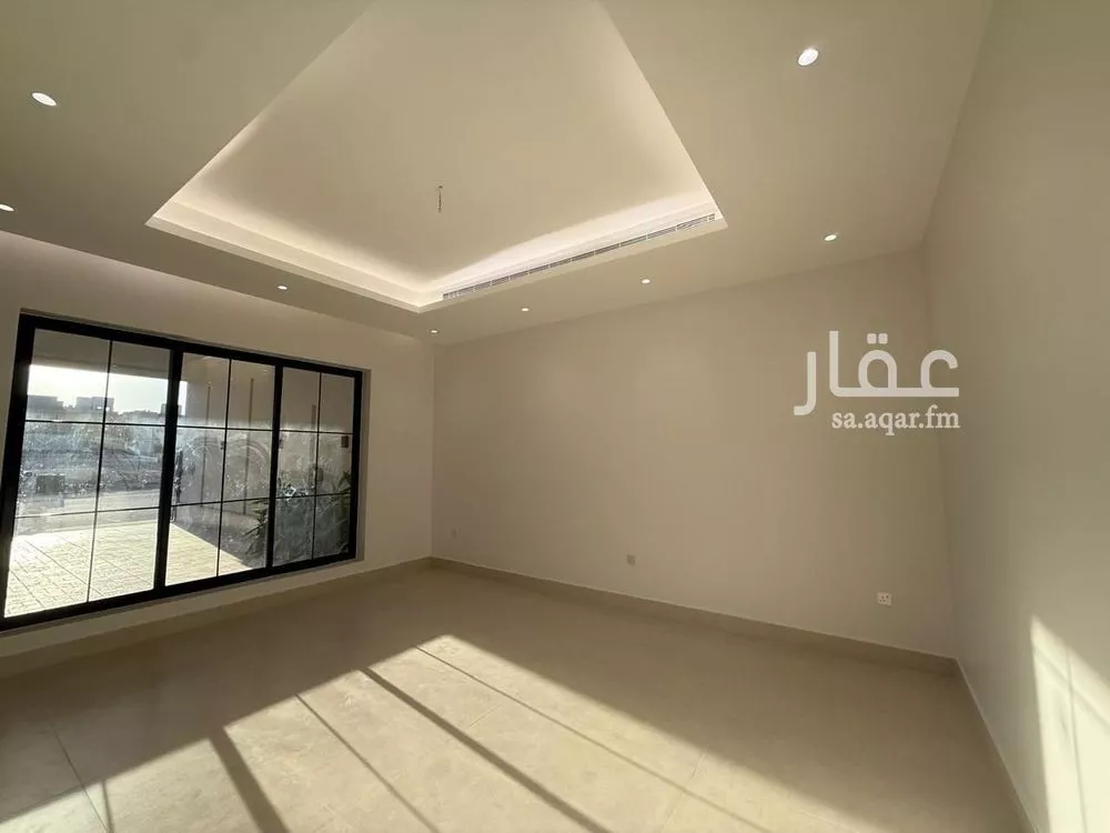 5 bedroom villa in Al Mahdiyyah 6